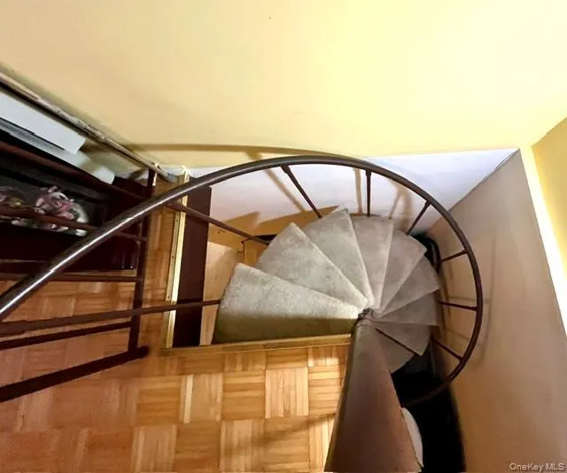 6809 242nd Street, New York, NY, 2 Bedrooms Bedrooms, 4 Rooms Rooms,1 BathroomBathrooms,Residential,For Rent,242nd,0,1055162 6809 242nd Street, New York, NY, 2 Bedrooms Bedrooms, 4 Rooms Rooms,1 BathroomBathrooms,Residential,For Rent,242nd,0,1055162
