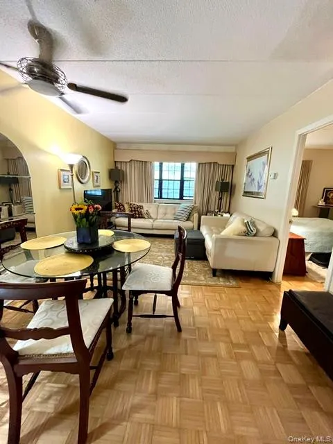 6809 242nd Street, New York, NY, 2 Bedrooms Bedrooms, 4 Rooms Rooms,1 BathroomBathrooms,Residential,For Rent,242nd,0,1055162 6809 242nd Street, New York, NY, 2 Bedrooms Bedrooms, 4 Rooms Rooms,1 BathroomBathrooms,Residential,For Rent,242nd,0,1055162