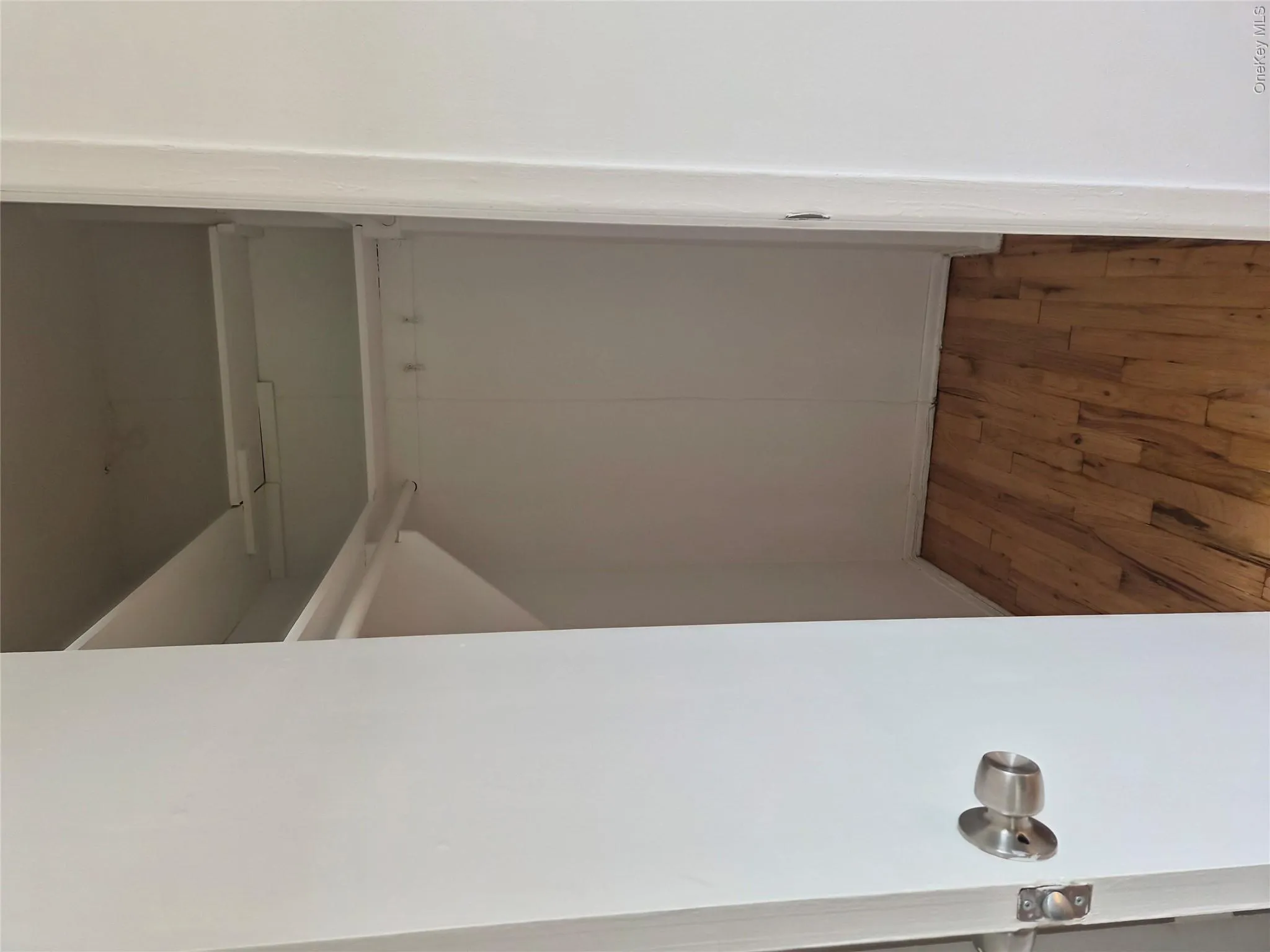 18-28 Bell Blvd Bayside, New York, NY, 2 Bedrooms Bedrooms, 4 Rooms Rooms,1 BathroomBathrooms,Residential Lease,For Rent,Bayside,0,1055164 18-28 Bell Blvd Bayside, New York, NY, 2 Bedrooms Bedrooms, 4 Rooms Rooms,1 BathroomBathrooms,Residential Lease,For Rent,Bayside,0,1055164
