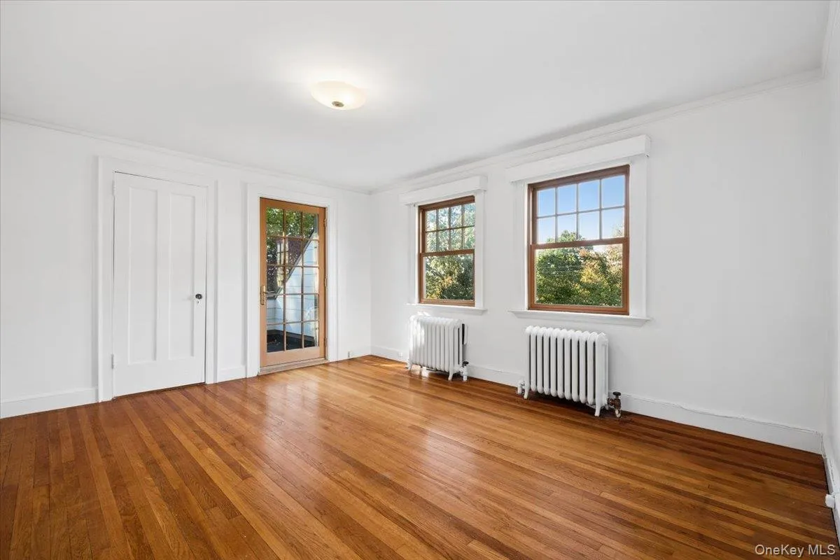 20 Whitfield Terrace, New Rochelle, NY, 5 Bedrooms Bedrooms, 8 Rooms Rooms,3 BathroomsBathrooms,Residential,For Rent,Whitfield,0,1055171 20 Whitfield Terrace, New Rochelle, NY, 5 Bedrooms Bedrooms, 8 Rooms Rooms,3 BathroomsBathrooms,Residential,For Rent,Whitfield,0,1055171