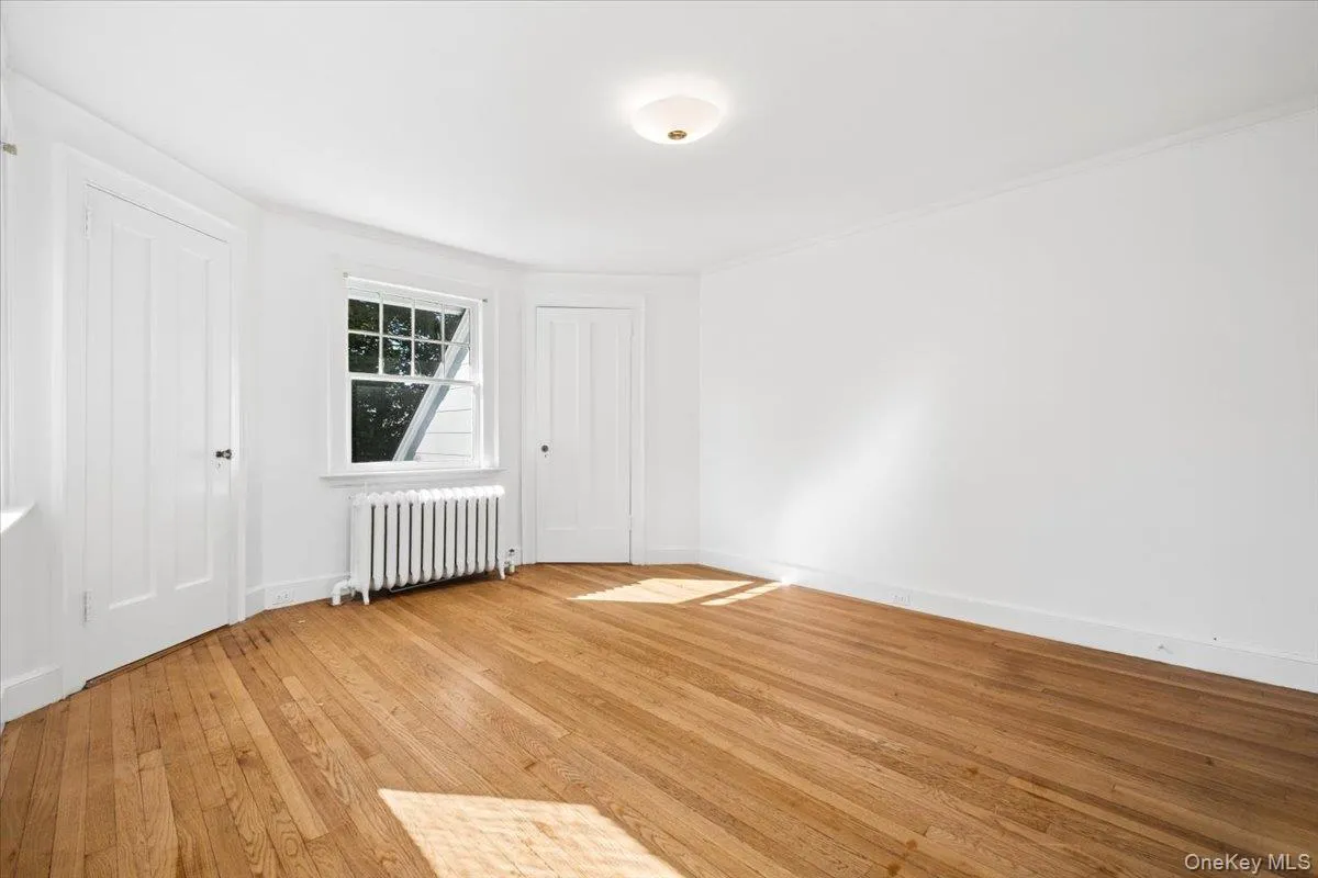 20 Whitfield Terrace, New Rochelle, NY, 5 Bedrooms Bedrooms, 8 Rooms Rooms,3 BathroomsBathrooms,Residential,For Rent,Whitfield,0,1055171 20 Whitfield Terrace, New Rochelle, NY, 5 Bedrooms Bedrooms, 8 Rooms Rooms,3 BathroomsBathrooms,Residential,For Rent,Whitfield,0,1055171