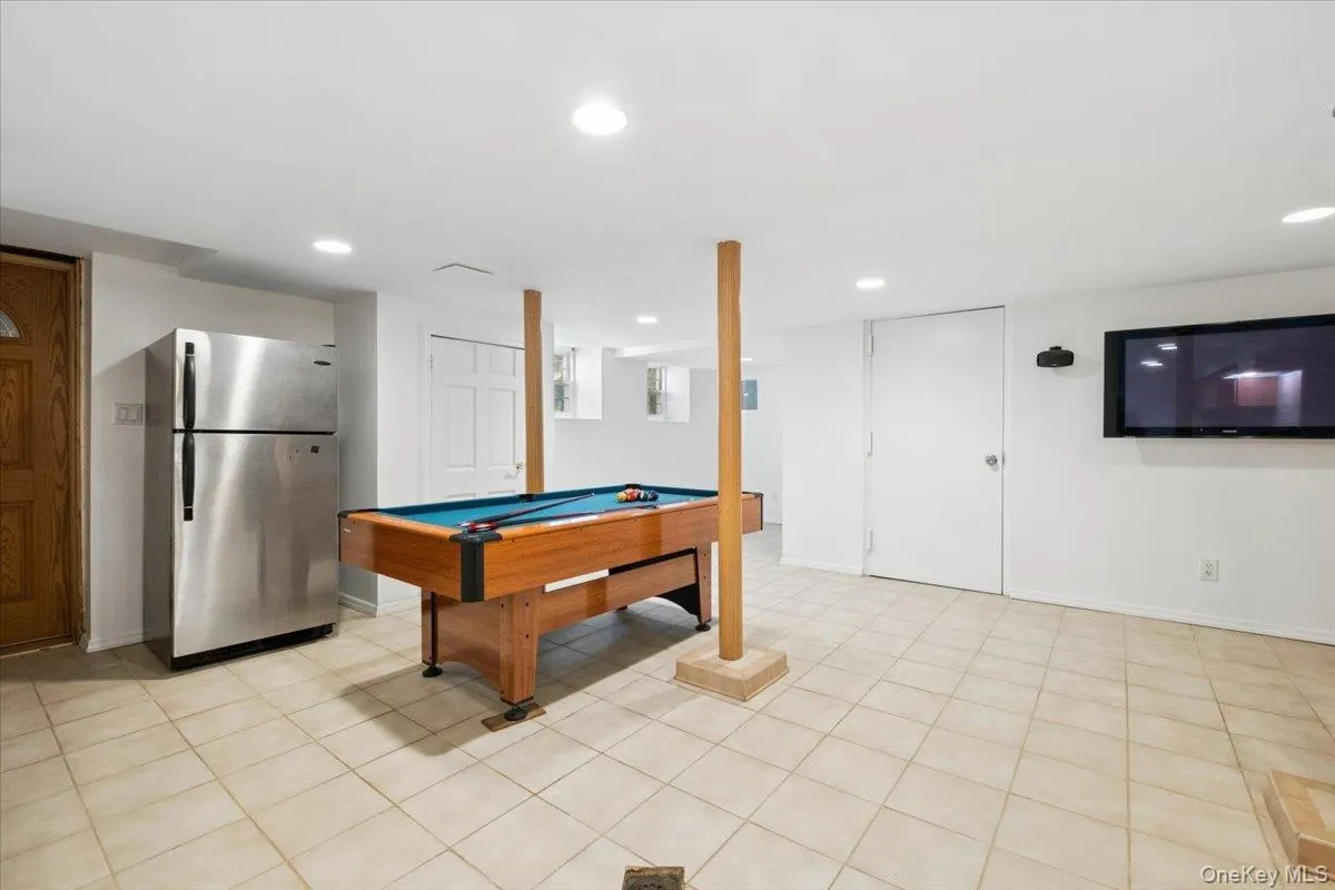 20 Whitfield Terrace, New Rochelle, NY, 5 Bedrooms Bedrooms, 8 Rooms Rooms,3 BathroomsBathrooms,Residential,For Rent,Whitfield,0,1055171 20 Whitfield Terrace, New Rochelle, NY, 5 Bedrooms Bedrooms, 8 Rooms Rooms,3 BathroomsBathrooms,Residential,For Rent,Whitfield,0,1055171