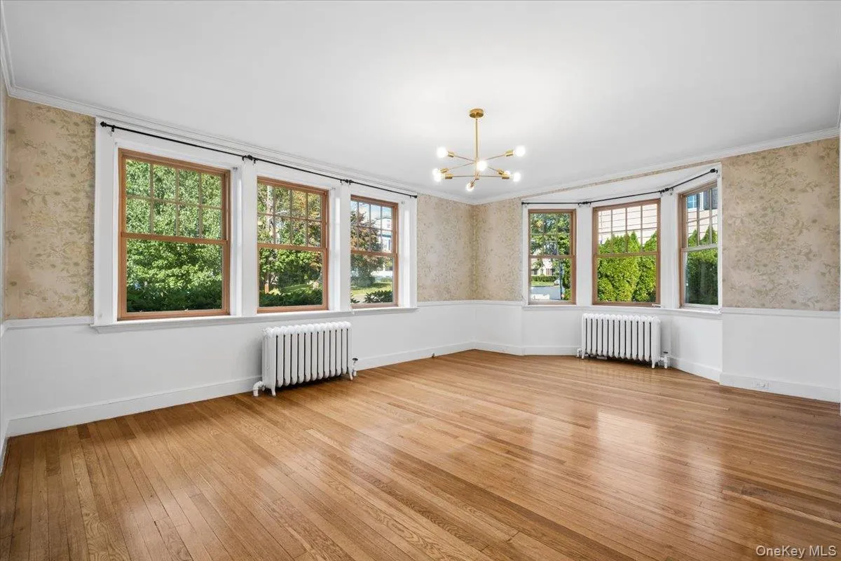 20 Whitfield Terrace, New Rochelle, NY, 5 Bedrooms Bedrooms, 8 Rooms Rooms,3 BathroomsBathrooms,Residential,For Rent,Whitfield,0,1055171 20 Whitfield Terrace, New Rochelle, NY, 5 Bedrooms Bedrooms, 8 Rooms Rooms,3 BathroomsBathrooms,Residential,For Rent,Whitfield,0,1055171
