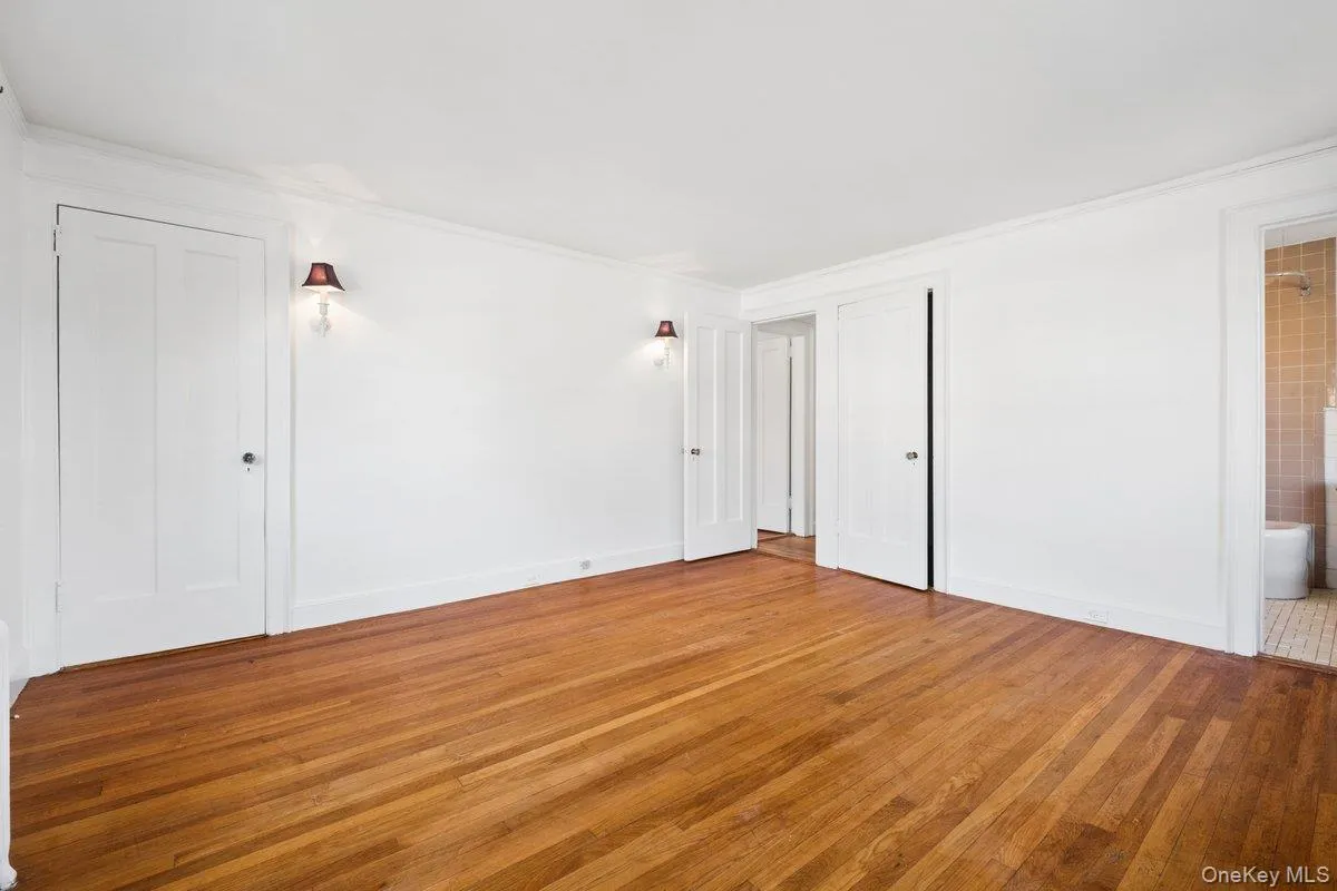 20 Whitfield Terrace, New Rochelle, NY, 5 Bedrooms Bedrooms, 8 Rooms Rooms,3 BathroomsBathrooms,Residential,For Rent,Whitfield,0,1055171 20 Whitfield Terrace, New Rochelle, NY, 5 Bedrooms Bedrooms, 8 Rooms Rooms,3 BathroomsBathrooms,Residential,For Rent,Whitfield,0,1055171