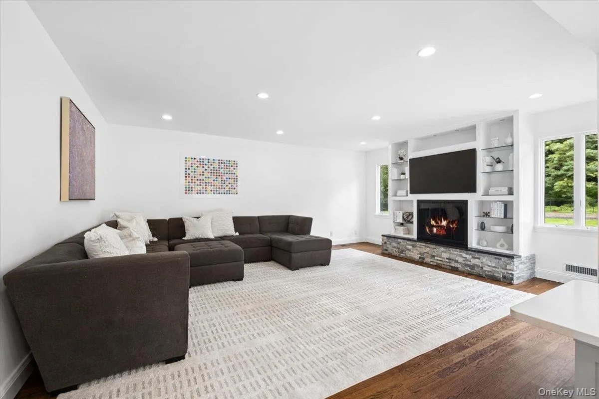 159 Wykagyl Terrace, New Rochelle, NY, 6 Bedrooms Bedrooms, 10 Rooms Rooms,4 BathroomsBathrooms,Residential,For Rent,Wykagyl,0,1055177 159 Wykagyl Terrace, New Rochelle, NY, 6 Bedrooms Bedrooms, 10 Rooms Rooms,4 BathroomsBathrooms,Residential,For Rent,Wykagyl,0,1055177