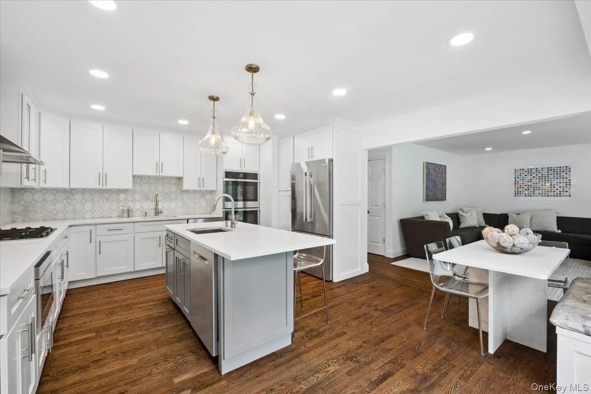 159 Wykagyl Terrace, New Rochelle, NY, 6 Bedrooms Bedrooms, 10 Rooms Rooms,4 BathroomsBathrooms,Residential,For Rent,Wykagyl,0,1055177 159 Wykagyl Terrace, New Rochelle, NY, 6 Bedrooms Bedrooms, 10 Rooms Rooms,4 BathroomsBathrooms,Residential,For Rent,Wykagyl,0,1055177
