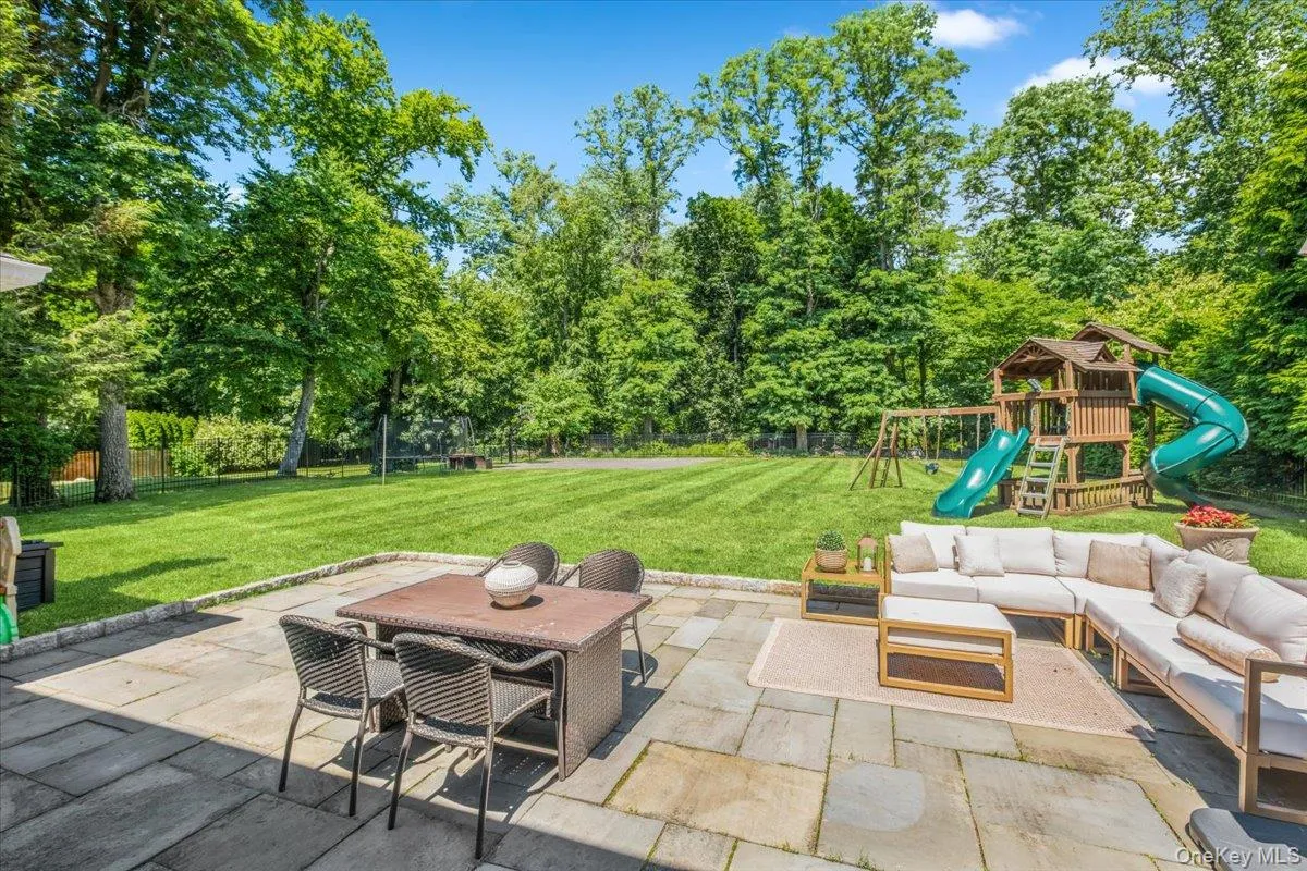 159 Wykagyl Terrace, New Rochelle, NY, 6 Bedrooms Bedrooms, 10 Rooms Rooms,4 BathroomsBathrooms,Residential,For Rent,Wykagyl,0,1055177 159 Wykagyl Terrace, New Rochelle, NY, 6 Bedrooms Bedrooms, 10 Rooms Rooms,4 BathroomsBathrooms,Residential,For Rent,Wykagyl,0,1055177