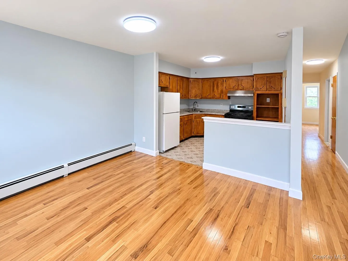 Bright, spacious dining area adjoining the kitchen—ideal for everyday dining and entertaining. Bright, spacious dining area adjoining the kitchen—ideal for everyday dining and entertaining.