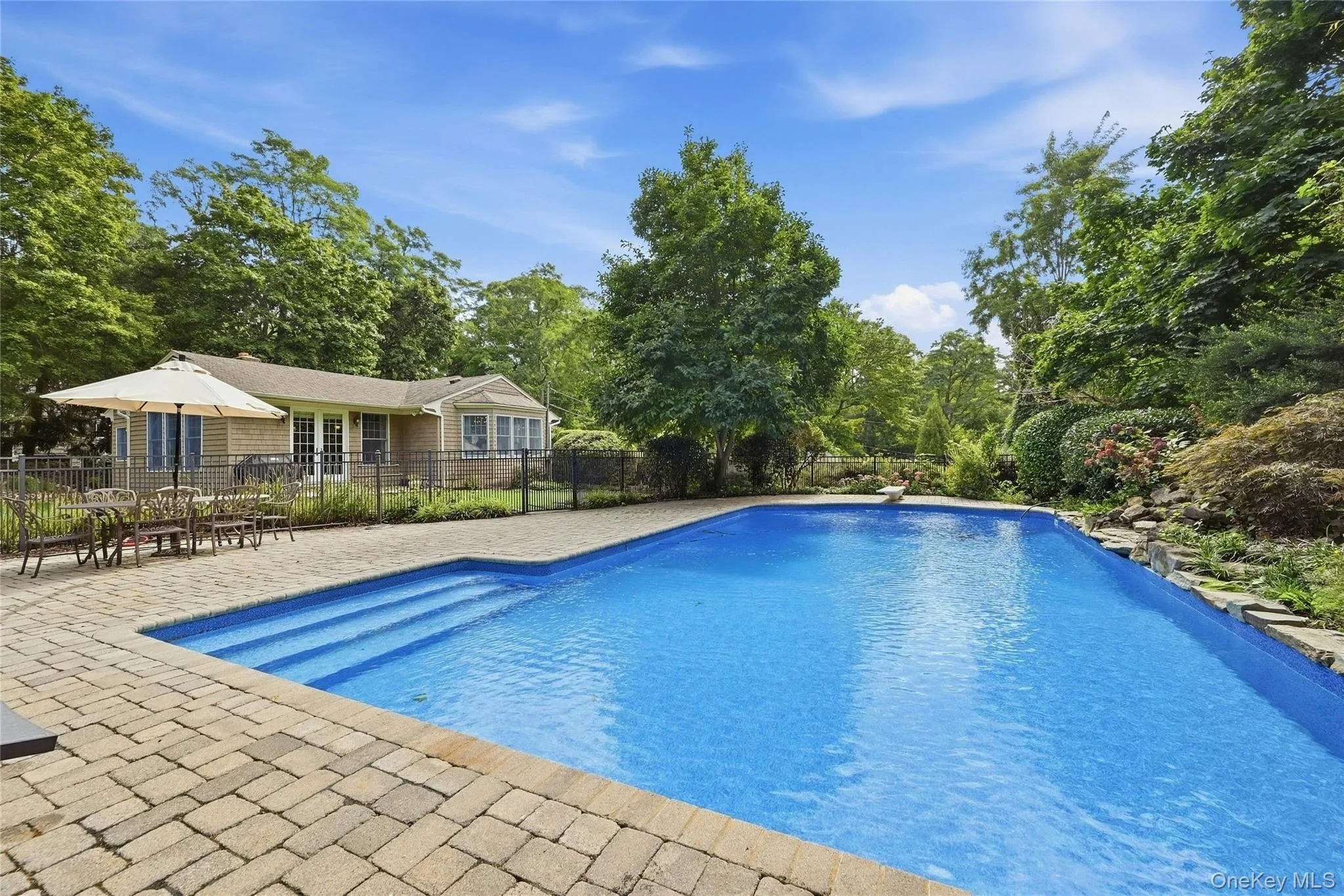 5 Hillsview Road, Brookhaven, NY, 3 Bedrooms Bedrooms, 8 Rooms Rooms,2 BathroomsBathrooms,Residential,For Rent,Hillsview,0,1055180 5 Hillsview Road, Brookhaven, NY, 3 Bedrooms Bedrooms, 8 Rooms Rooms,2 BathroomsBathrooms,Residential,For Rent,Hillsview,0,1055180