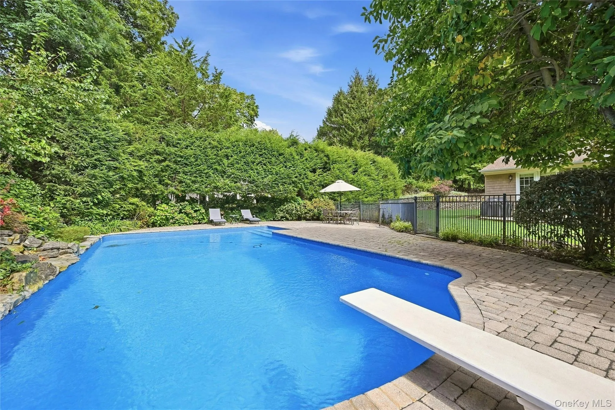 5 Hillsview Road, Brookhaven, NY, 3 Bedrooms Bedrooms, 8 Rooms Rooms,2 BathroomsBathrooms,Residential,For Rent,Hillsview,0,1055180 5 Hillsview Road, Brookhaven, NY, 3 Bedrooms Bedrooms, 8 Rooms Rooms,2 BathroomsBathrooms,Residential,For Rent,Hillsview,0,1055180