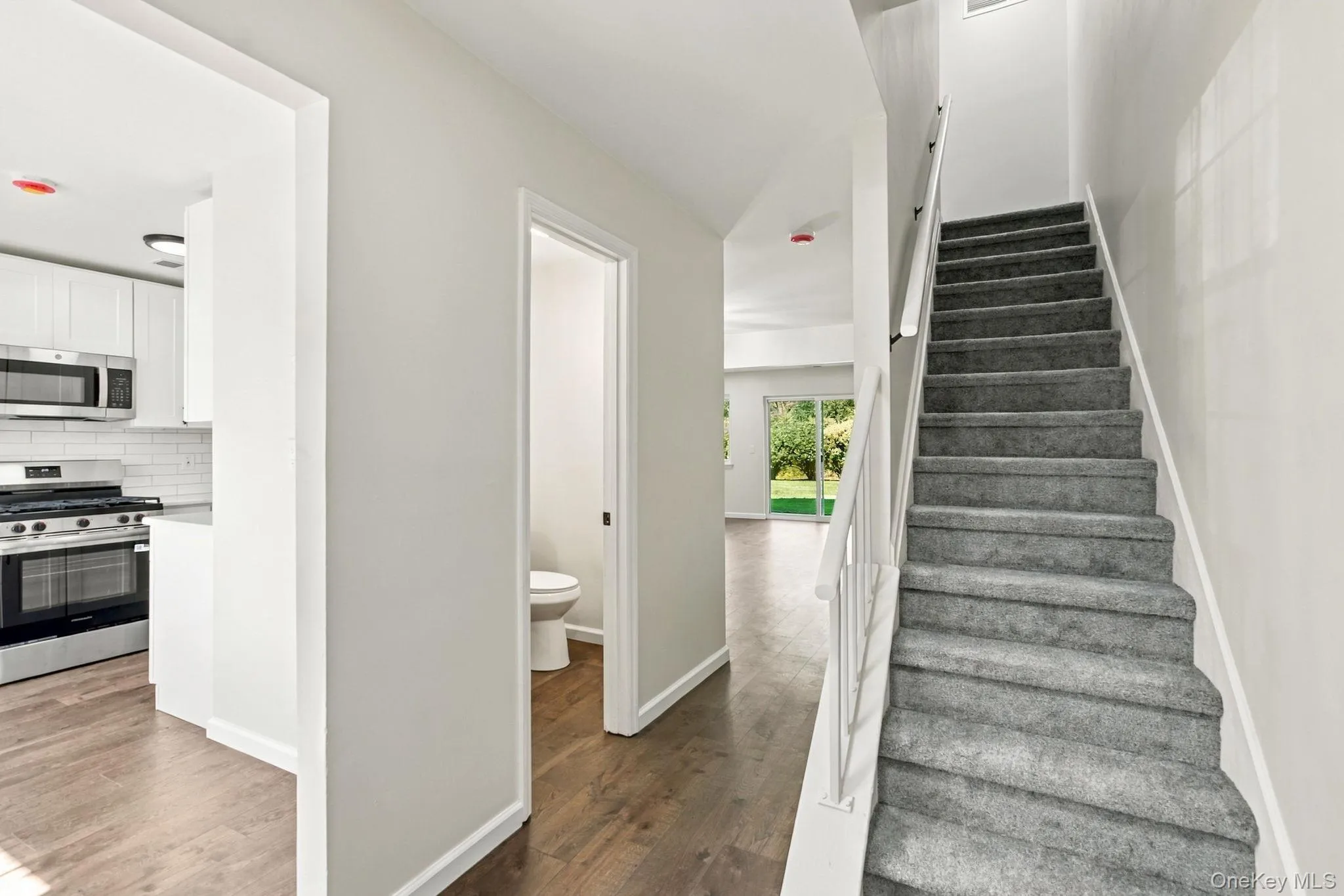 276 Temple Hill Road, New Windsor, NY, 3 Bedrooms Bedrooms, 5 Rooms Rooms,1 BathroomBathrooms,Residential,For Rent,Temple Hill,0,1055181 276 Temple Hill Road, New Windsor, NY, 3 Bedrooms Bedrooms, 5 Rooms Rooms,1 BathroomBathrooms,Residential,For Rent,Temple Hill,0,1055181