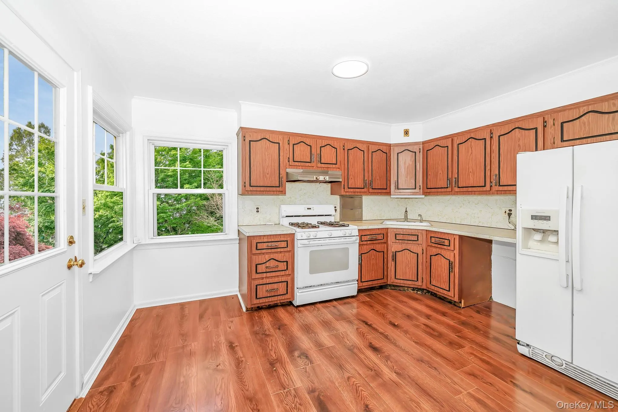 411 Howells Road, Islip, NY, 4 Bedrooms Bedrooms, 6 Rooms Rooms,1 BathroomBathrooms,Residential,For Rent,Howells,0,1055182 411 Howells Road, Islip, NY, 4 Bedrooms Bedrooms, 6 Rooms Rooms,1 BathroomBathrooms,Residential,For Rent,Howells,0,1055182