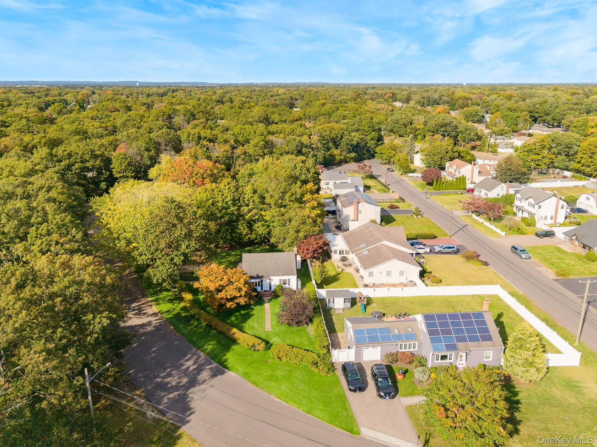 411 Howells Road, Islip, NY, 4 Bedrooms Bedrooms, 6 Rooms Rooms,1 BathroomBathrooms,Residential,For Rent,Howells,0,1055182 411 Howells Road, Islip, NY, 4 Bedrooms Bedrooms, 6 Rooms Rooms,1 BathroomBathrooms,Residential,For Rent,Howells,0,1055182