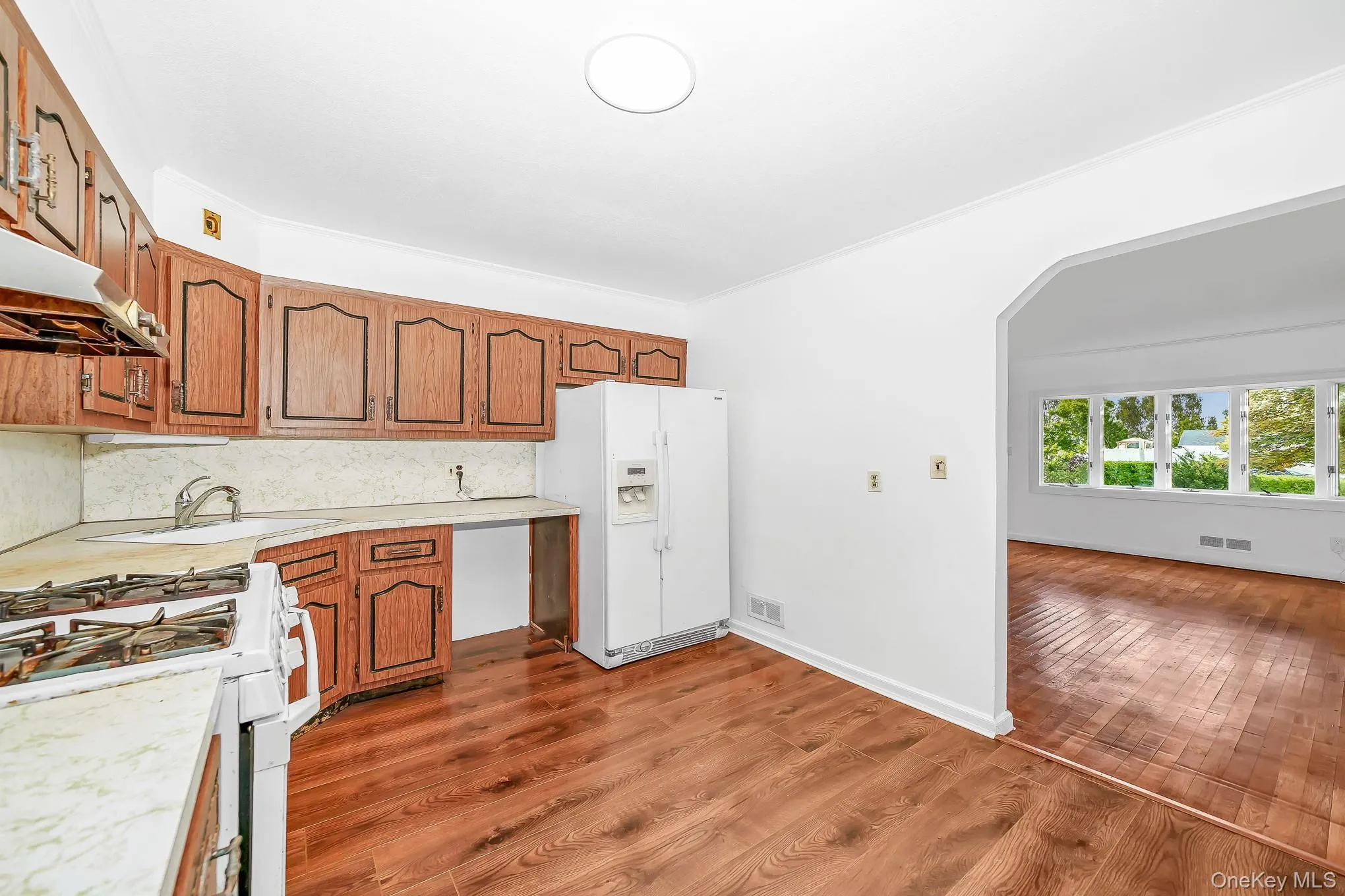 411 Howells Road, Islip, NY, 4 Bedrooms Bedrooms, 6 Rooms Rooms,1 BathroomBathrooms,Residential,For Rent,Howells,0,1055182 411 Howells Road, Islip, NY, 4 Bedrooms Bedrooms, 6 Rooms Rooms,1 BathroomBathrooms,Residential,For Rent,Howells,0,1055182