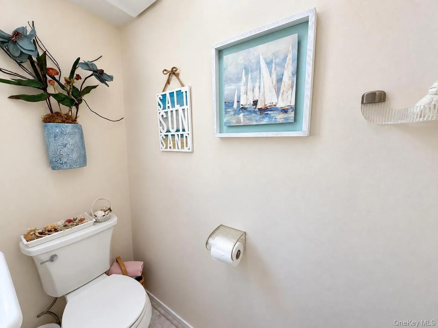 26 Whalers Cove, Babylon, NY, 2 Bedrooms Bedrooms, 5 Rooms Rooms,1 BathroomBathrooms,Residential,For Rent,Whalers,0,1055188 26 Whalers Cove, Babylon, NY, 2 Bedrooms Bedrooms, 5 Rooms Rooms,1 BathroomBathrooms,Residential,For Rent,Whalers,0,1055188