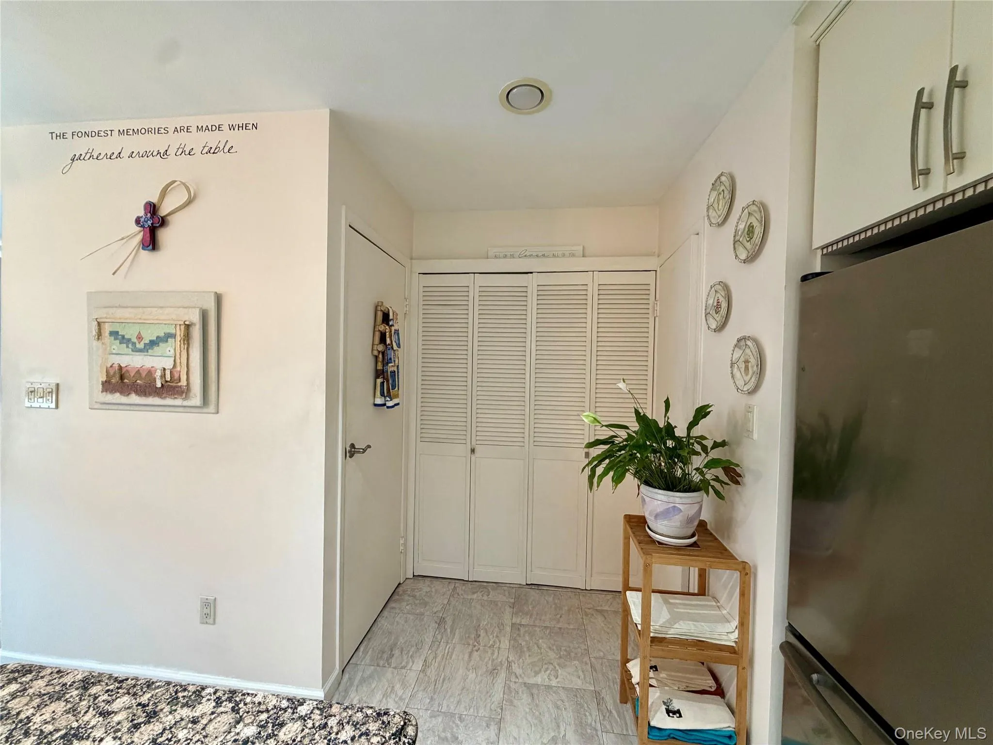 26 Whalers Cove, Babylon, NY, 2 Bedrooms Bedrooms, 5 Rooms Rooms,1 BathroomBathrooms,Residential,For Rent,Whalers,0,1055188 26 Whalers Cove, Babylon, NY, 2 Bedrooms Bedrooms, 5 Rooms Rooms,1 BathroomBathrooms,Residential,For Rent,Whalers,0,1055188
