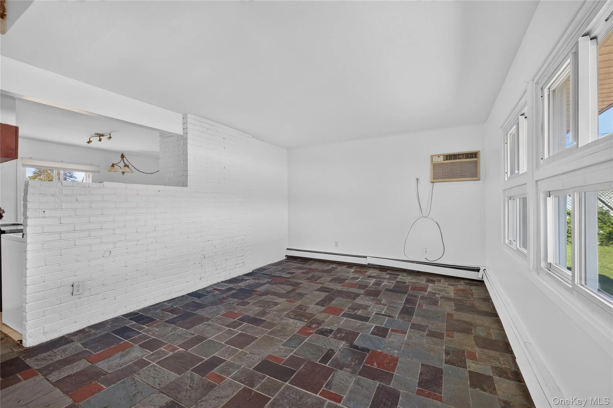 17 Berry Lane, Oyster Bay, NY, 3 Bedrooms Bedrooms, 7 Rooms Rooms,1 BathroomBathrooms,Residential,For Rent,Berry,0,1055192 17 Berry Lane, Oyster Bay, NY, 3 Bedrooms Bedrooms, 7 Rooms Rooms,1 BathroomBathrooms,Residential,For Rent,Berry,0,1055192