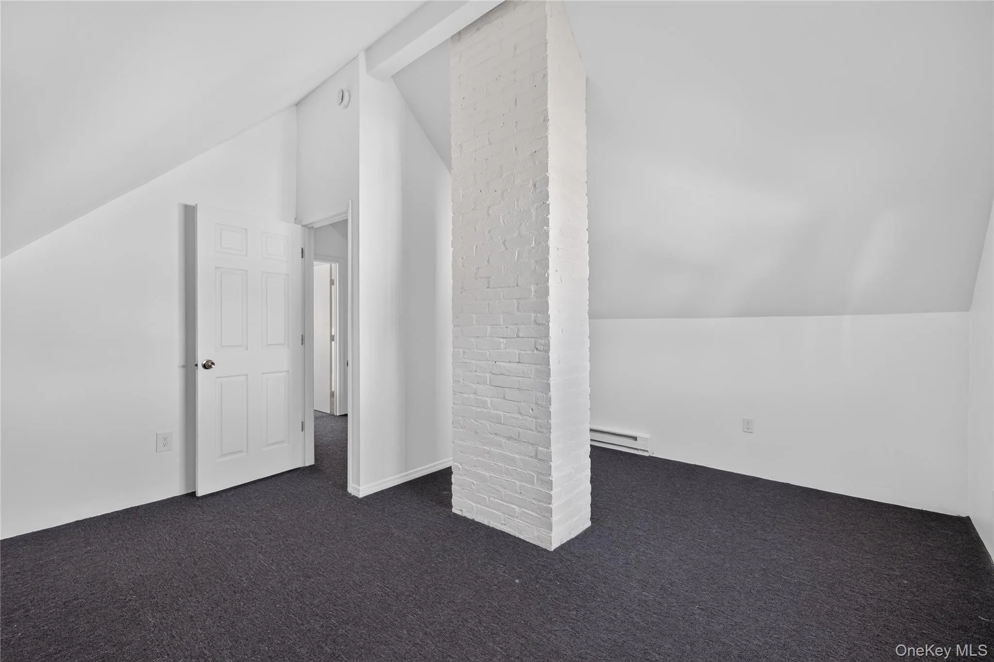 17 Berry Lane, Oyster Bay, NY, 3 Bedrooms Bedrooms, 7 Rooms Rooms,1 BathroomBathrooms,Residential,For Rent,Berry,0,1055192 17 Berry Lane, Oyster Bay, NY, 3 Bedrooms Bedrooms, 7 Rooms Rooms,1 BathroomBathrooms,Residential,For Rent,Berry,0,1055192