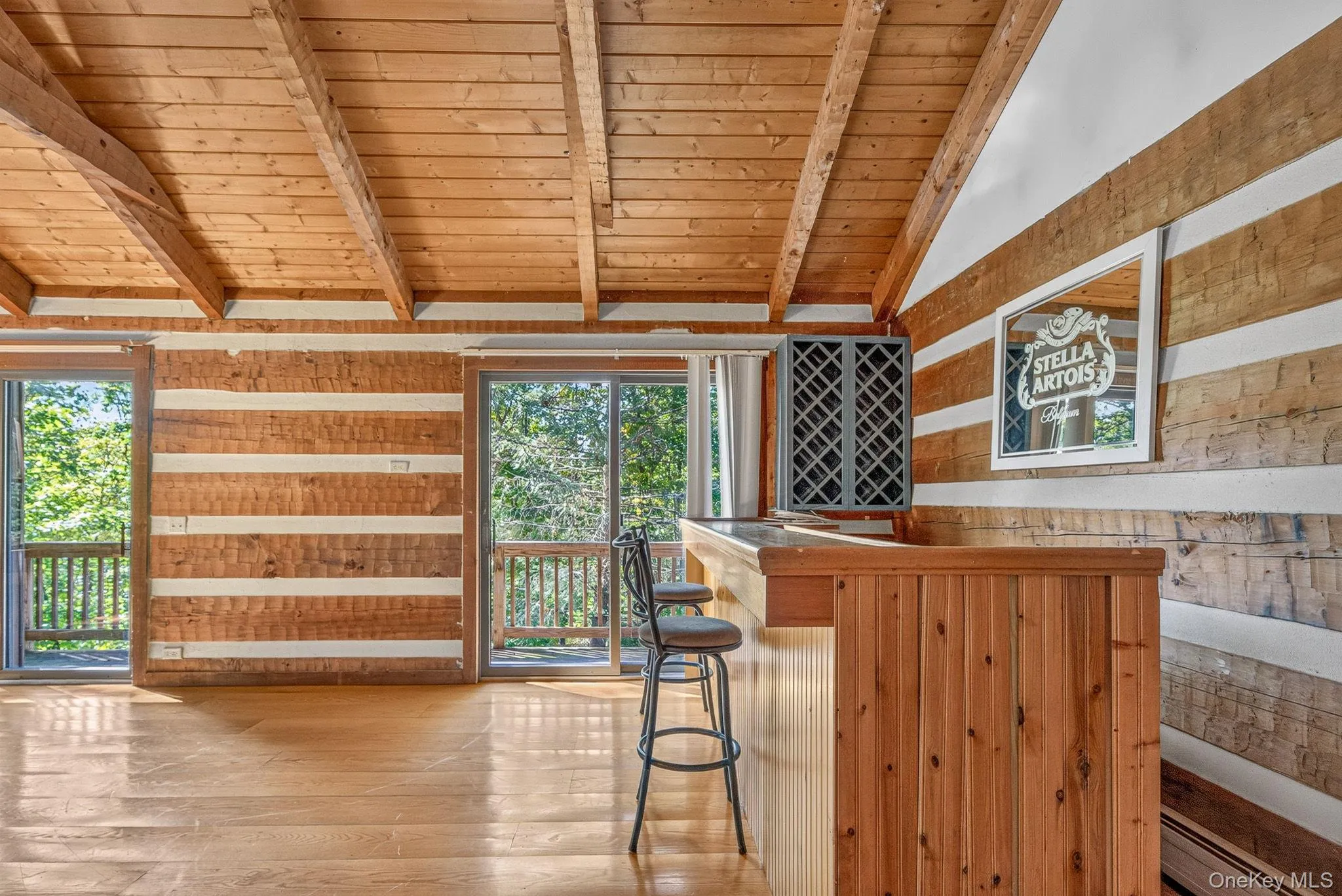 Wet bar to balcony. Double sliding door entrances. Wet bar to balcony. Double sliding door entrances.