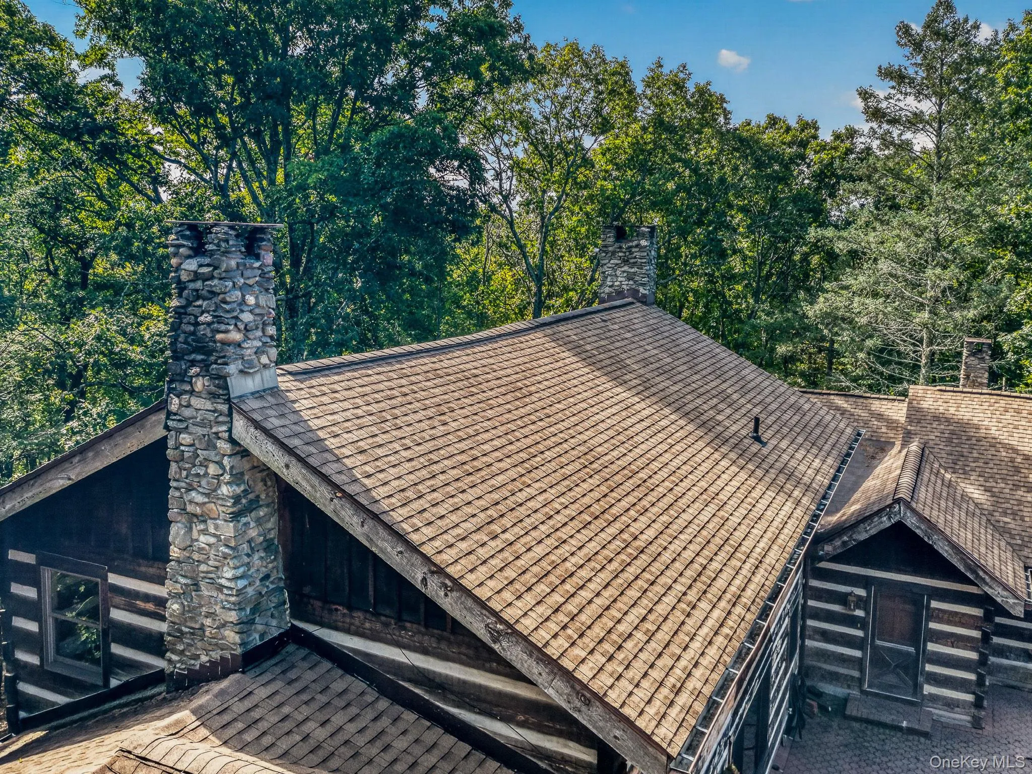 Three stone chimneys. Roof installed in 2018. Three stone chimneys. Roof installed in 2018.