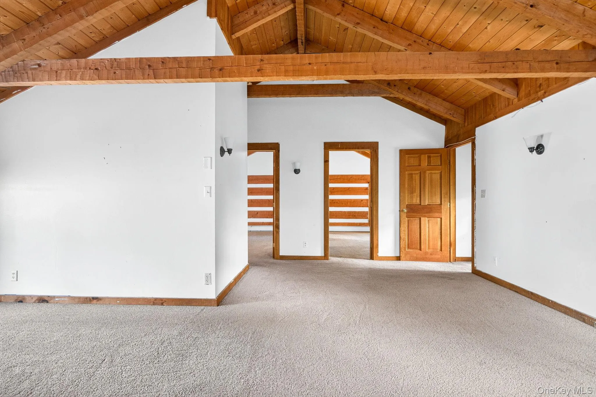 Main residence, second floor lounge area/bonus space. Entrance to two upstairs bedrooms. Main residence, second floor lounge area/bonus space. Entrance to two upstairs bedrooms.