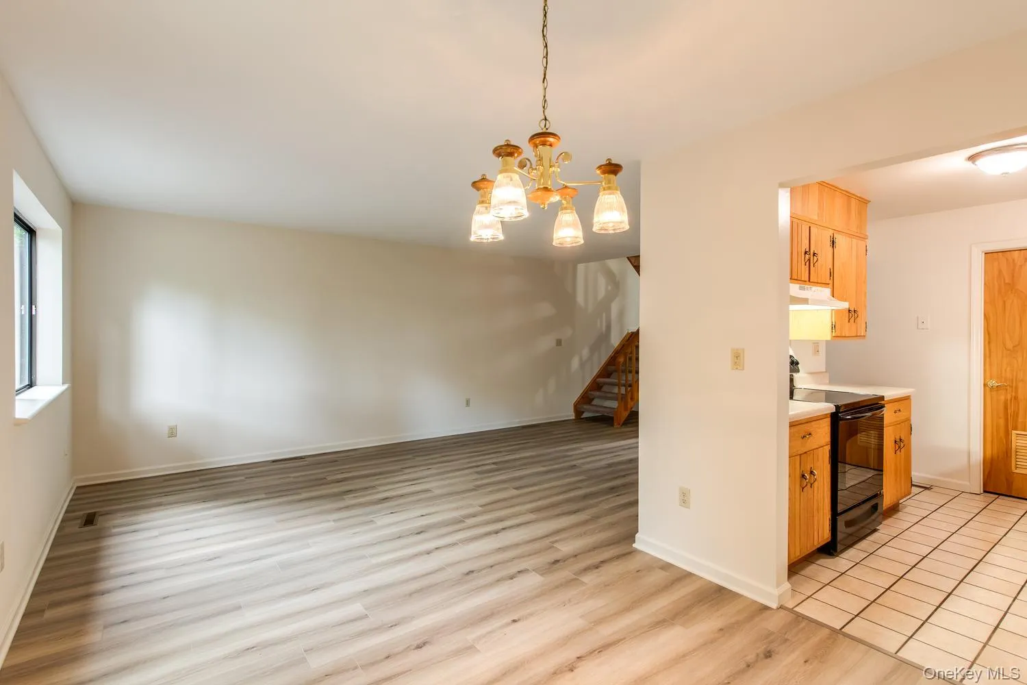 Easy access to the kitchen Easy access to the kitchen