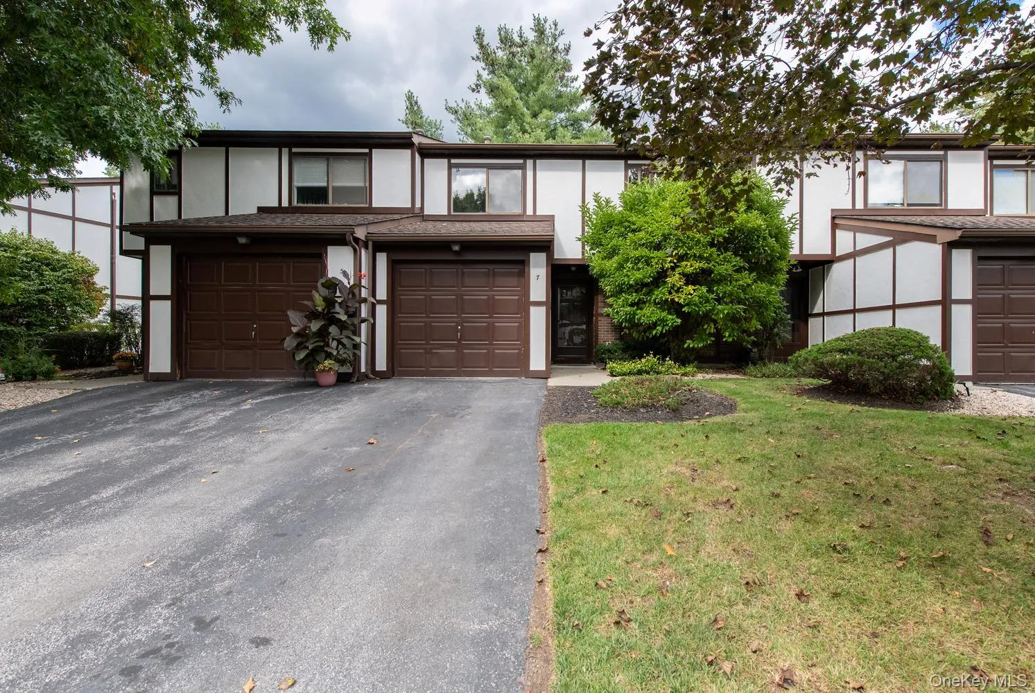 One car garage One car garage