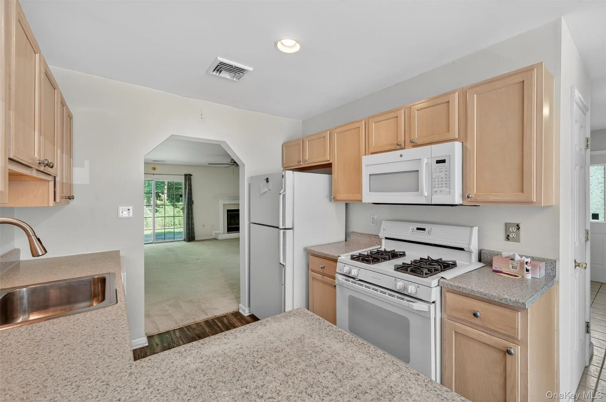 226 Eagleton Drive, Monroe, NY, 3 Bedrooms Bedrooms, 6 Rooms Rooms,2 BathroomsBathrooms,Residential Lease,For Rent,Eagleton,0,1055213 226 Eagleton Drive, Monroe, NY, 3 Bedrooms Bedrooms, 6 Rooms Rooms,2 BathroomsBathrooms,Residential Lease,For Rent,Eagleton,0,1055213