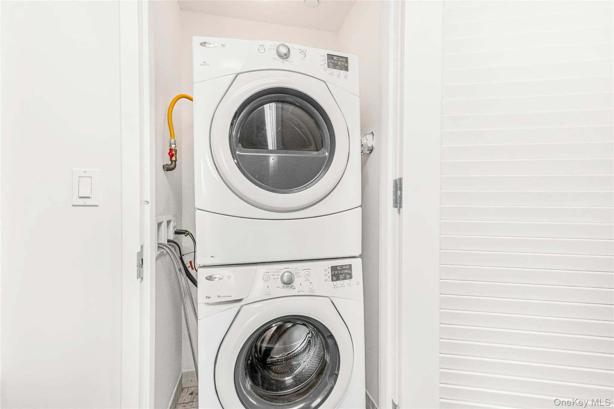 3620 OXFORD Avenue, New York, NY, 3 Bedrooms Bedrooms, 6 Rooms Rooms,2 BathroomsBathrooms,Residential Lease,For Rent,OXFORD,0,1055215 3620 OXFORD Avenue, New York, NY, 3 Bedrooms Bedrooms, 6 Rooms Rooms,2 BathroomsBathrooms,Residential Lease,For Rent,OXFORD,0,1055215
