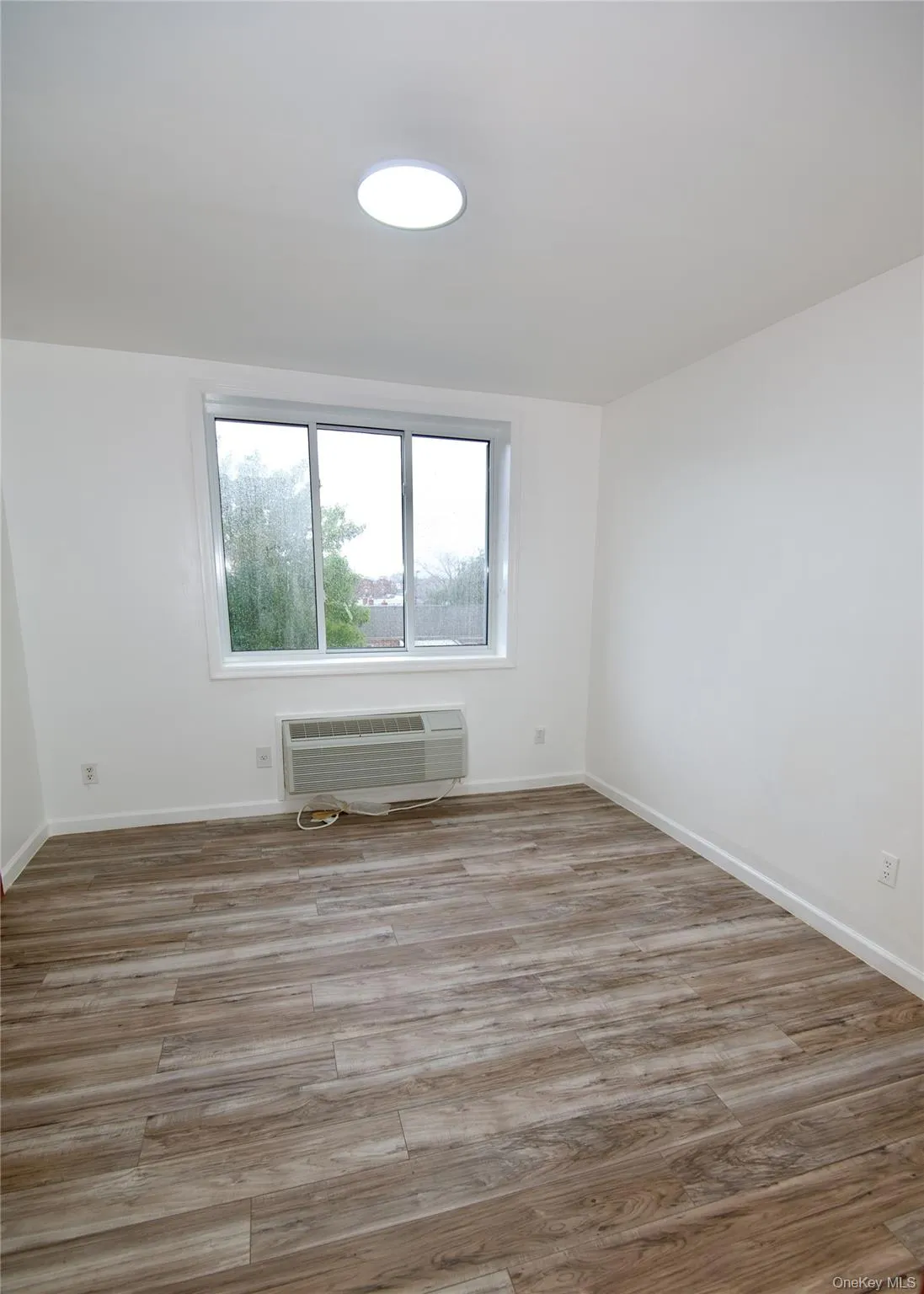 4108 97th Place, New York, NY, 1 Bedroom Bedrooms, 5 Rooms Rooms,1 BathroomBathrooms,Residential,For Rent,97th,0,1055217 4108 97th Place, New York, NY, 1 Bedroom Bedrooms, 5 Rooms Rooms,1 BathroomBathrooms,Residential,For Rent,97th,0,1055217