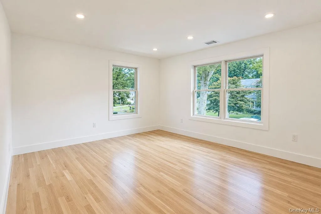 218 Tyler Avenue, Brookhaven, NY, 4 Bedrooms Bedrooms, 9 Rooms Rooms,2 BathroomsBathrooms,Residential,For Rent,Tyler,0,1055218 218 Tyler Avenue, Brookhaven, NY, 4 Bedrooms Bedrooms, 9 Rooms Rooms,2 BathroomsBathrooms,Residential,For Rent,Tyler,0,1055218