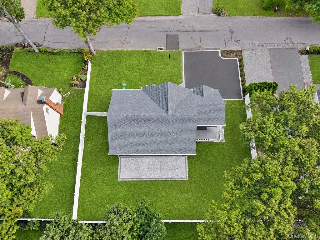 218 Tyler Avenue, Brookhaven, NY, 4 Bedrooms Bedrooms, 9 Rooms Rooms,2 BathroomsBathrooms,Residential,For Rent,Tyler,0,1055218 218 Tyler Avenue, Brookhaven, NY, 4 Bedrooms Bedrooms, 9 Rooms Rooms,2 BathroomsBathrooms,Residential,For Rent,Tyler,0,1055218