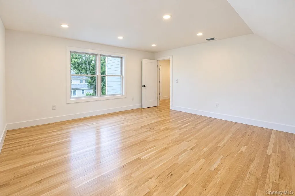 218 Tyler Avenue, Brookhaven, NY, 4 Bedrooms Bedrooms, 9 Rooms Rooms,2 BathroomsBathrooms,Residential,For Rent,Tyler,0,1055218 218 Tyler Avenue, Brookhaven, NY, 4 Bedrooms Bedrooms, 9 Rooms Rooms,2 BathroomsBathrooms,Residential,For Rent,Tyler,0,1055218