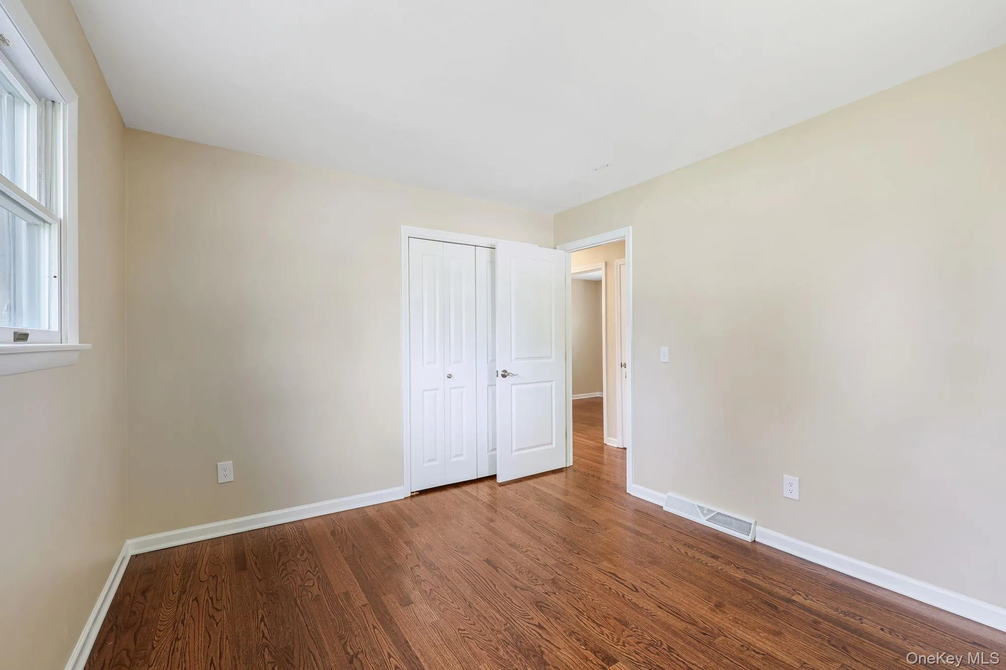 159 Wawayanda Avenue, Middletown, NY, 3 Bedrooms Bedrooms, 9 Rooms Rooms,2 BathroomsBathrooms,Residential,For Rent,Wawayanda,0,1055220 159 Wawayanda Avenue, Middletown, NY, 3 Bedrooms Bedrooms, 9 Rooms Rooms,2 BathroomsBathrooms,Residential,For Rent,Wawayanda,0,1055220