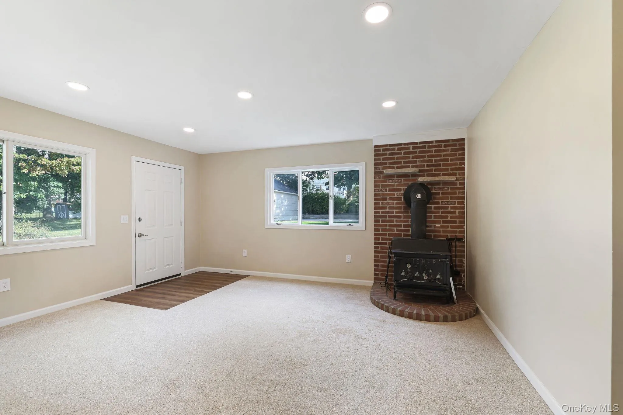 159 Wawayanda Avenue, Middletown, NY, 3 Bedrooms Bedrooms, 9 Rooms Rooms,2 BathroomsBathrooms,Residential,For Rent,Wawayanda,0,1055220 159 Wawayanda Avenue, Middletown, NY, 3 Bedrooms Bedrooms, 9 Rooms Rooms,2 BathroomsBathrooms,Residential,For Rent,Wawayanda,0,1055220