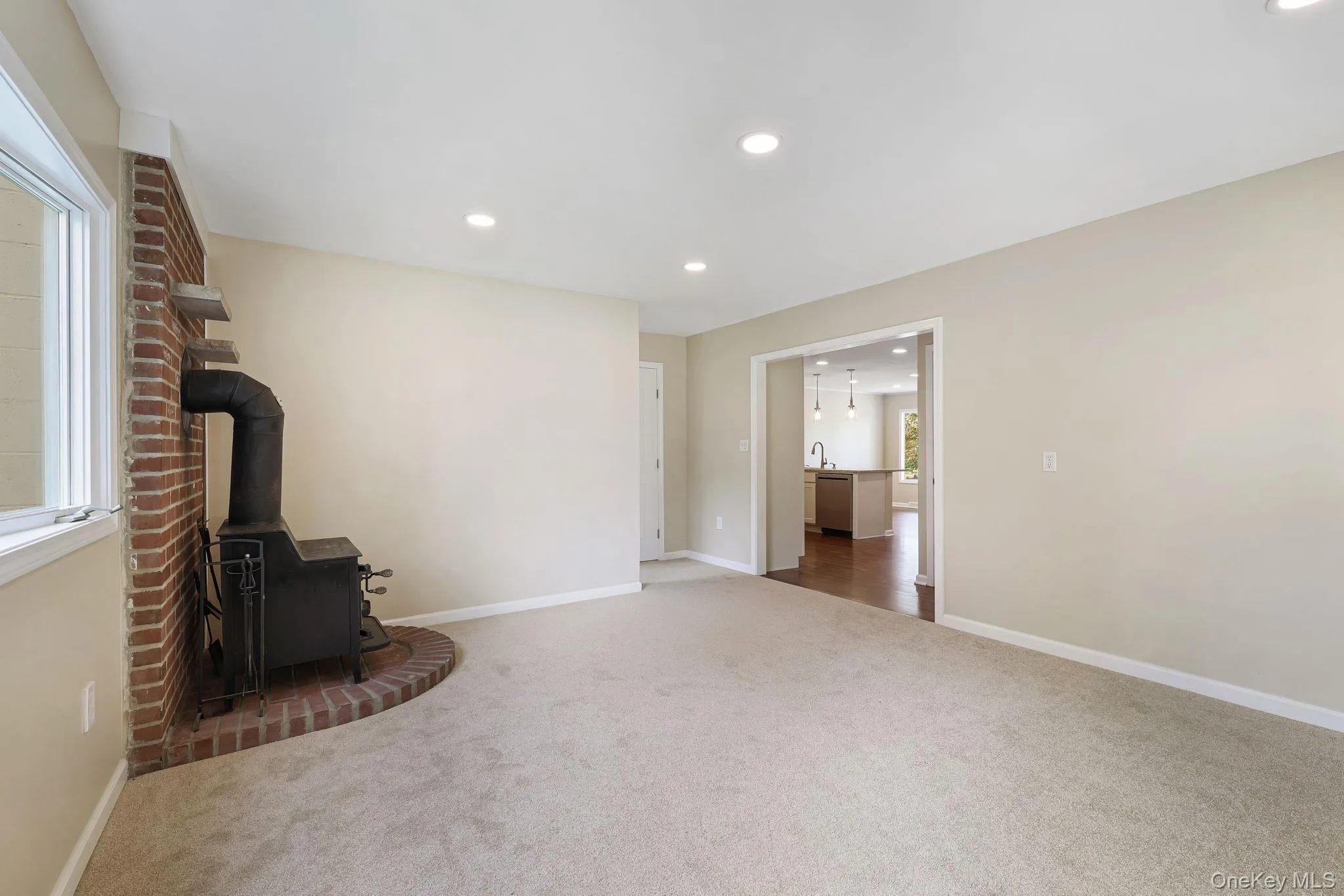 159 Wawayanda Avenue, Middletown, NY, 3 Bedrooms Bedrooms, 9 Rooms Rooms,2 BathroomsBathrooms,Residential,For Rent,Wawayanda,0,1055220 159 Wawayanda Avenue, Middletown, NY, 3 Bedrooms Bedrooms, 9 Rooms Rooms,2 BathroomsBathrooms,Residential,For Rent,Wawayanda,0,1055220
