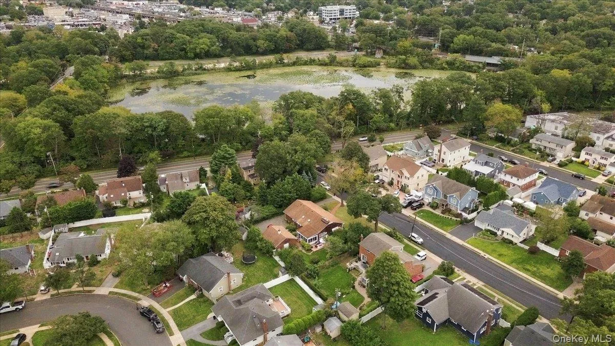 3075 Wilson Avenue, Hempstead, NY, 3 Bedrooms Bedrooms, 7 Rooms Rooms,2 BathroomsBathrooms,Residential,For Rent,Wilson,0,1055221 3075 Wilson Avenue, Hempstead, NY, 3 Bedrooms Bedrooms, 7 Rooms Rooms,2 BathroomsBathrooms,Residential,For Rent,Wilson,0,1055221