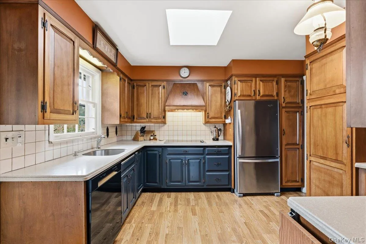 3075 Wilson Avenue, Hempstead, NY, 3 Bedrooms Bedrooms, 7 Rooms Rooms,2 BathroomsBathrooms,Residential,For Rent,Wilson,0,1055221 3075 Wilson Avenue, Hempstead, NY, 3 Bedrooms Bedrooms, 7 Rooms Rooms,2 BathroomsBathrooms,Residential,For Rent,Wilson,0,1055221