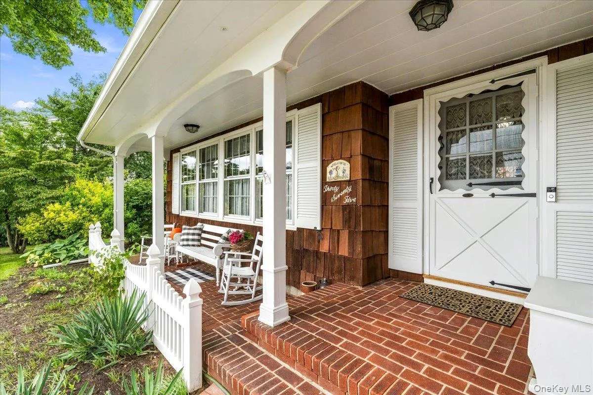 3075 Wilson Avenue, Hempstead, NY, 3 Bedrooms Bedrooms, 7 Rooms Rooms,2 BathroomsBathrooms,Residential,For Rent,Wilson,0,1055221 3075 Wilson Avenue, Hempstead, NY, 3 Bedrooms Bedrooms, 7 Rooms Rooms,2 BathroomsBathrooms,Residential,For Rent,Wilson,0,1055221