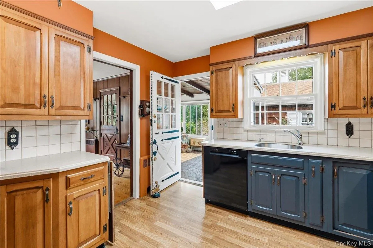 3075 Wilson Avenue, Hempstead, NY, 3 Bedrooms Bedrooms, 7 Rooms Rooms,2 BathroomsBathrooms,Residential,For Rent,Wilson,0,1055221 3075 Wilson Avenue, Hempstead, NY, 3 Bedrooms Bedrooms, 7 Rooms Rooms,2 BathroomsBathrooms,Residential,For Rent,Wilson,0,1055221