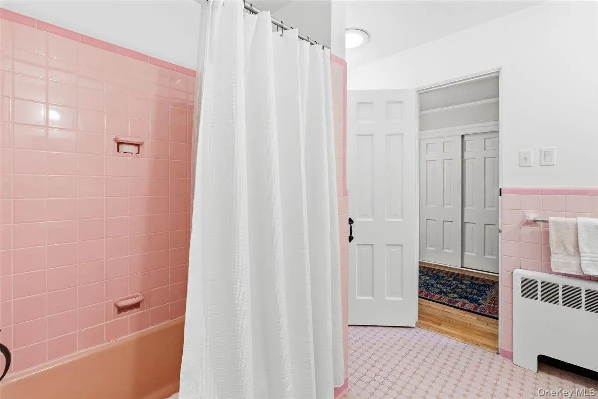 3075 Wilson Avenue, Hempstead, NY, 3 Bedrooms Bedrooms, 7 Rooms Rooms,2 BathroomsBathrooms,Residential,For Rent,Wilson,0,1055221 3075 Wilson Avenue, Hempstead, NY, 3 Bedrooms Bedrooms, 7 Rooms Rooms,2 BathroomsBathrooms,Residential,For Rent,Wilson,0,1055221