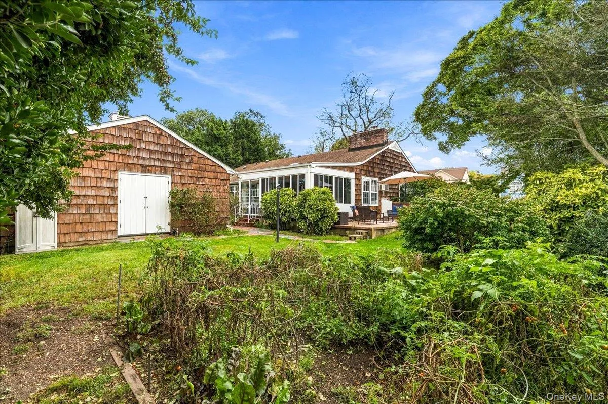 3075 Wilson Avenue, Hempstead, NY, 3 Bedrooms Bedrooms, 7 Rooms Rooms,2 BathroomsBathrooms,Residential,For Rent,Wilson,0,1055221 3075 Wilson Avenue, Hempstead, NY, 3 Bedrooms Bedrooms, 7 Rooms Rooms,2 BathroomsBathrooms,Residential,For Rent,Wilson,0,1055221