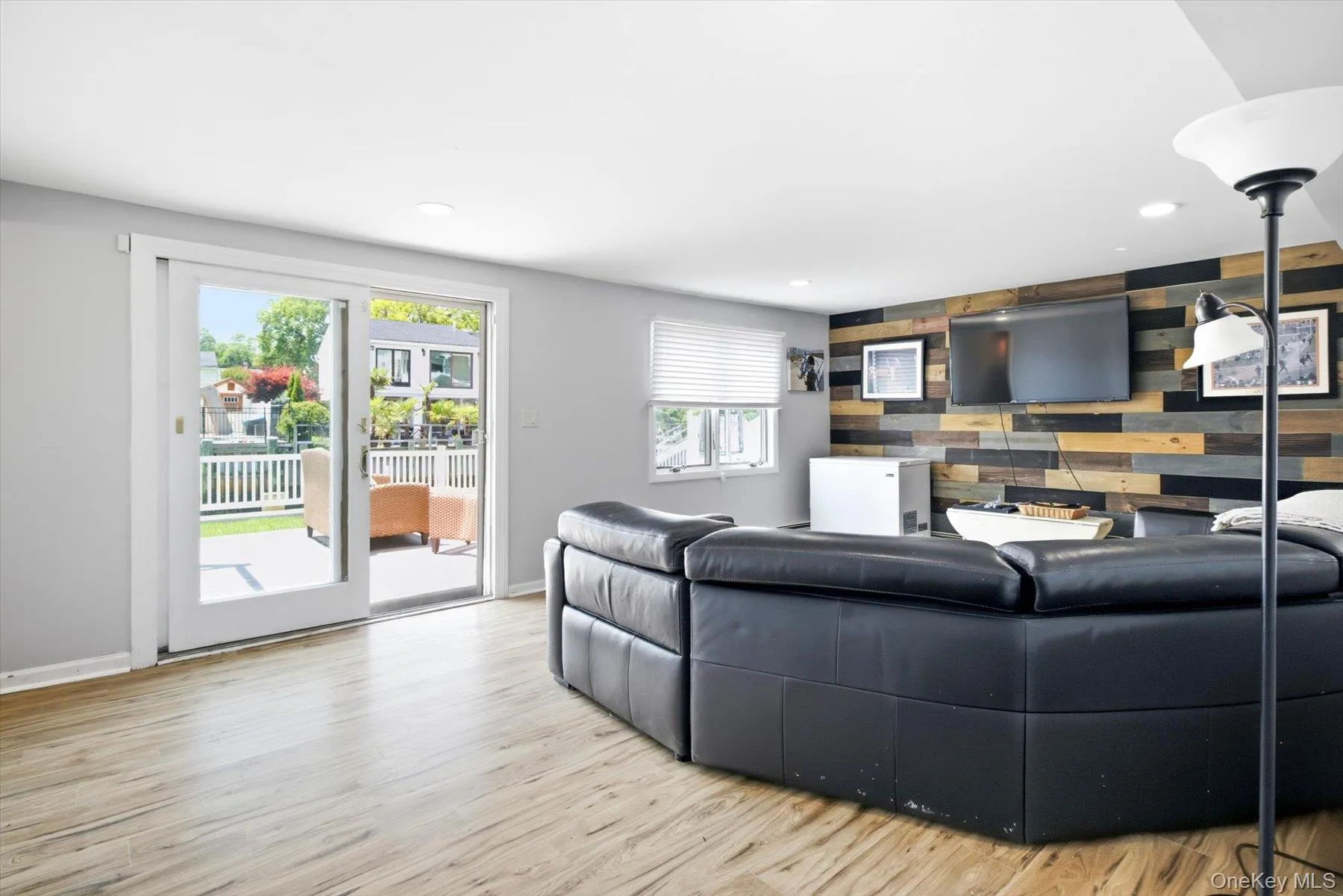3784 Carrel Boulevard, Hempstead, NY, 5 Bedroom Bedrooms, 9 Room Rooms,3 BathroomBathrooms,Residential Lease,For Rent,Carrel,0,1055223 3784 Carrel Boulevard, Hempstead, NY, 5 Bedroom Bedrooms, 9 Room Rooms,3 BathroomBathrooms,Residential Lease,For Rent,Carrel,0,1055223