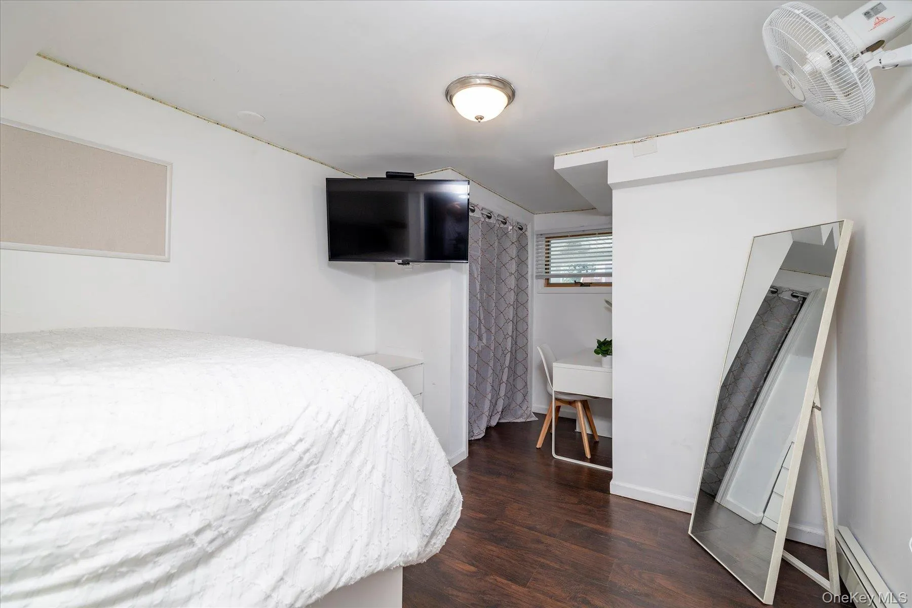 3784 Carrel Boulevard, Hempstead, NY, 5 Bedroom Bedrooms, 9 Room Rooms,3 BathroomBathrooms,Residential Lease,For Rent,Carrel,0,1055223 3784 Carrel Boulevard, Hempstead, NY, 5 Bedroom Bedrooms, 9 Room Rooms,3 BathroomBathrooms,Residential Lease,For Rent,Carrel,0,1055223
