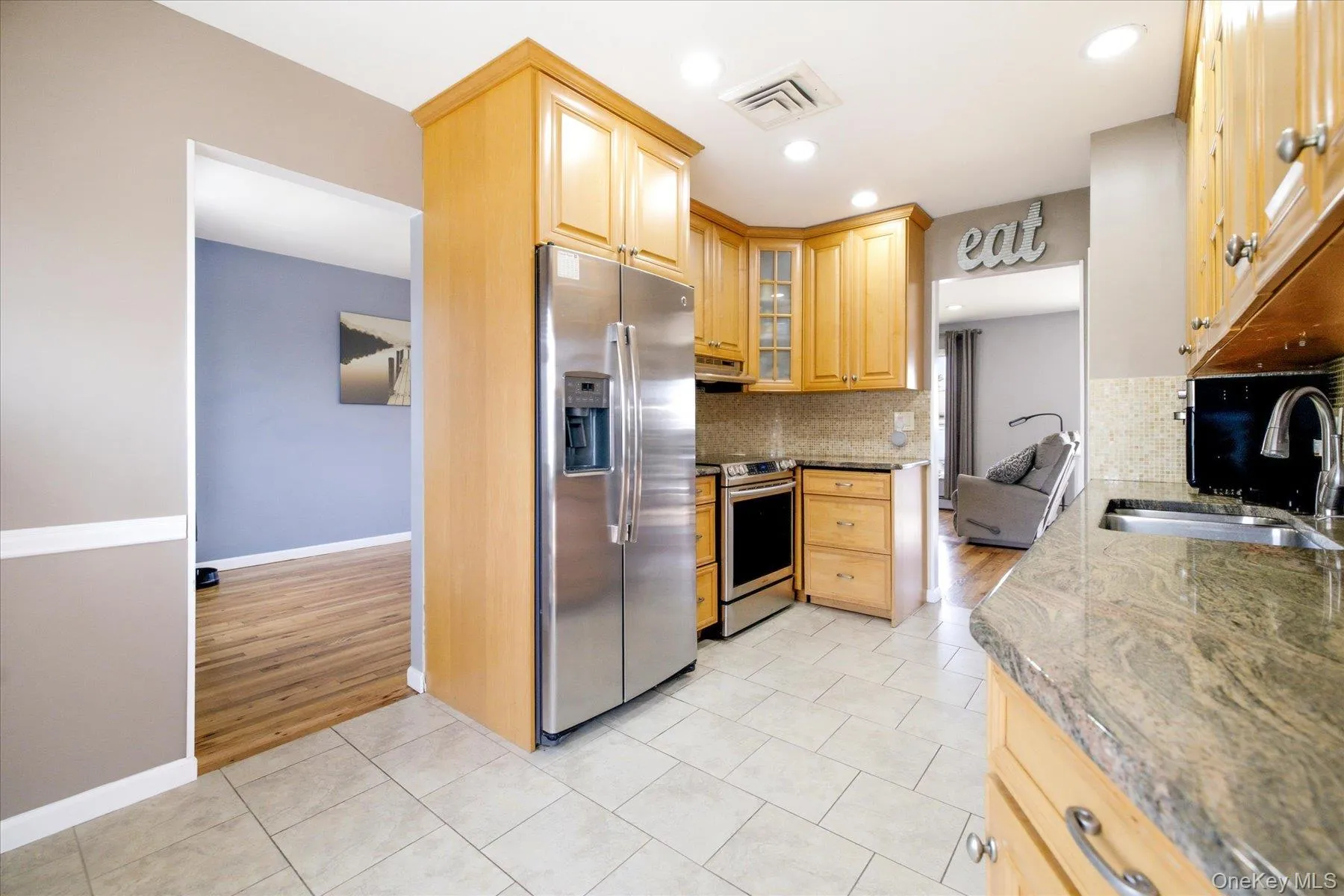 3784 Carrel Boulevard, Hempstead, NY, 5 Bedroom Bedrooms, 9 Room Rooms,3 BathroomBathrooms,Residential Lease,For Rent,Carrel,0,1055223 3784 Carrel Boulevard, Hempstead, NY, 5 Bedroom Bedrooms, 9 Room Rooms,3 BathroomBathrooms,Residential Lease,For Rent,Carrel,0,1055223