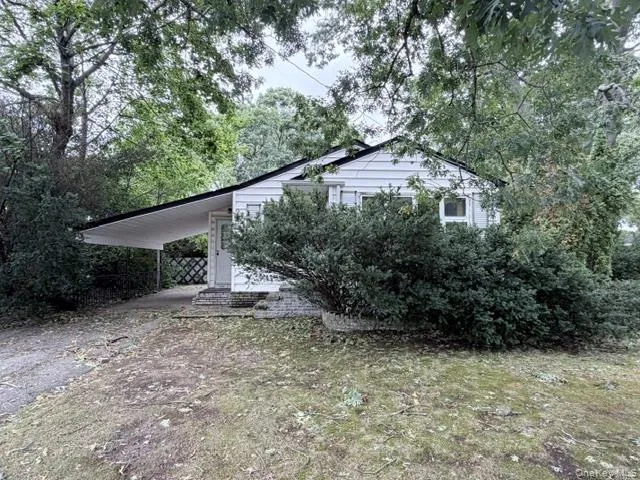 1209 Udall Road, Islip, NY, 3 Bedrooms Bedrooms, 6 Rooms Rooms,1 BathroomBathrooms,Residential,For Rent,Udall,0,1055230 1209 Udall Road, Islip, NY, 3 Bedrooms Bedrooms, 6 Rooms Rooms,1 BathroomBathrooms,Residential,For Rent,Udall,0,1055230