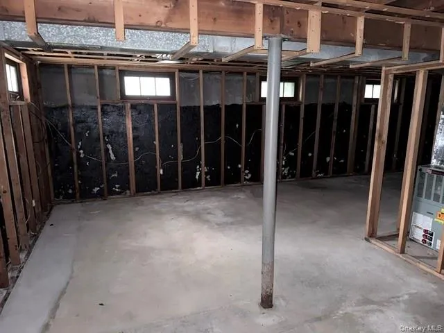 1209 Udall Road, Islip, NY, 3 Bedrooms Bedrooms, 6 Rooms Rooms,1 BathroomBathrooms,Residential,For Rent,Udall,0,1055230 1209 Udall Road, Islip, NY, 3 Bedrooms Bedrooms, 6 Rooms Rooms,1 BathroomBathrooms,Residential,For Rent,Udall,0,1055230