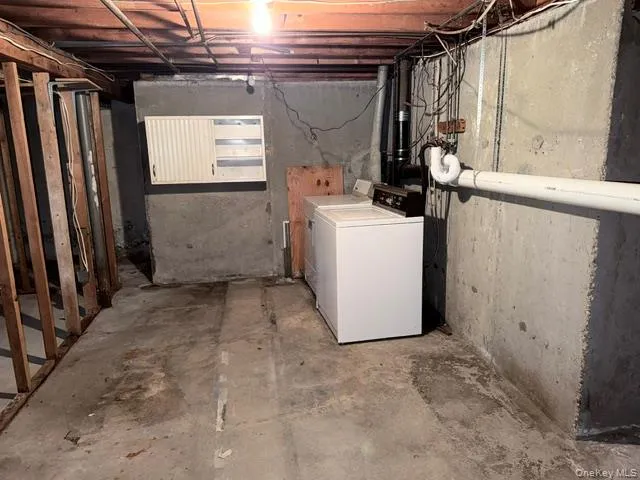 1209 Udall Road, Islip, NY, 3 Bedrooms Bedrooms, 6 Rooms Rooms,1 BathroomBathrooms,Residential,For Rent,Udall,0,1055230 1209 Udall Road, Islip, NY, 3 Bedrooms Bedrooms, 6 Rooms Rooms,1 BathroomBathrooms,Residential,For Rent,Udall,0,1055230