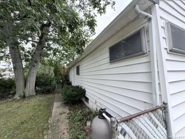 1209 Udall Road, Islip, NY, 3 Bedrooms Bedrooms, 6 Rooms Rooms,1 BathroomBathrooms,Residential,For Rent,Udall,0,1055230 1209 Udall Road, Islip, NY, 3 Bedrooms Bedrooms, 6 Rooms Rooms,1 BathroomBathrooms,Residential,For Rent,Udall,0,1055230