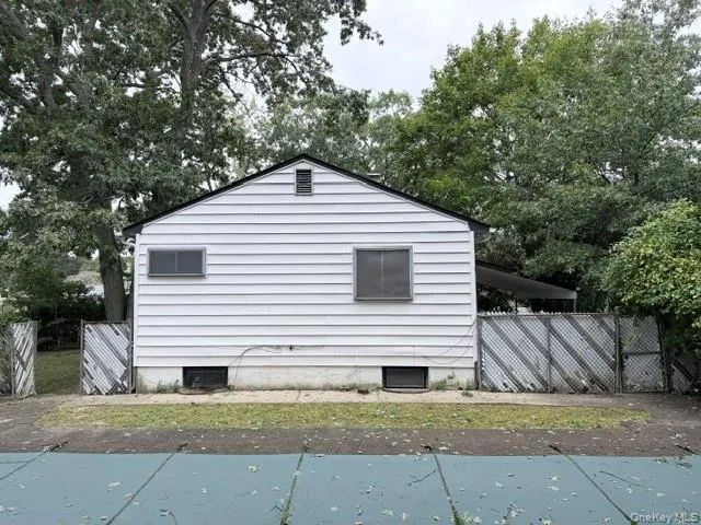 1209 Udall Road, Islip, NY, 3 Bedrooms Bedrooms, 6 Rooms Rooms,1 BathroomBathrooms,Residential,For Rent,Udall,0,1055230 1209 Udall Road, Islip, NY, 3 Bedrooms Bedrooms, 6 Rooms Rooms,1 BathroomBathrooms,Residential,For Rent,Udall,0,1055230